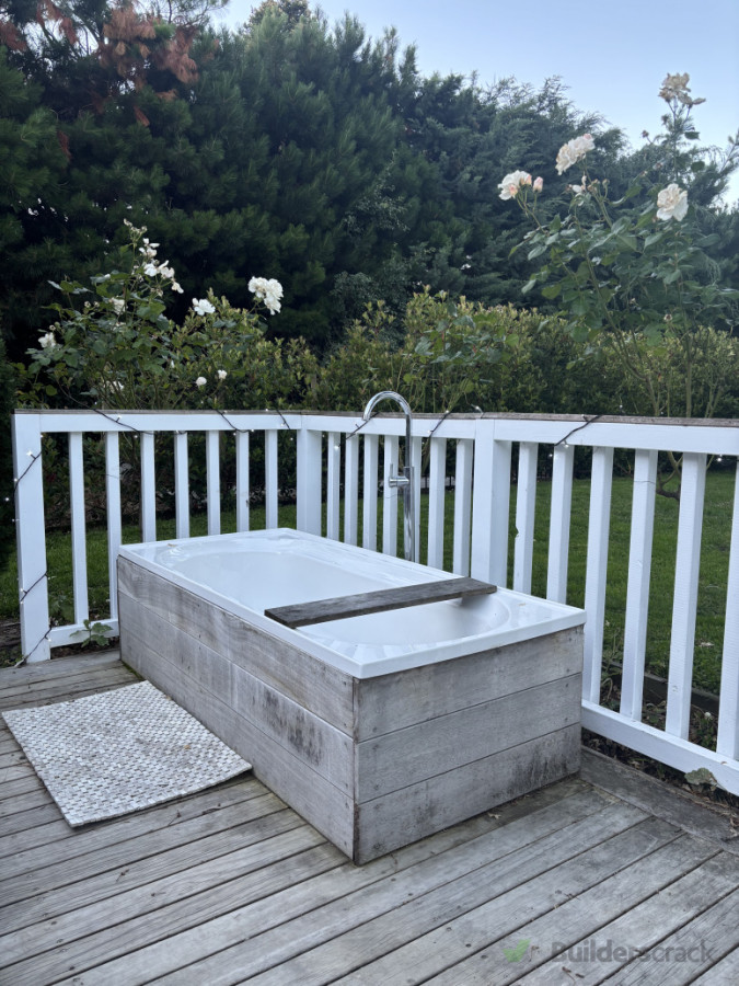 Outdoor bath plumbed into hot water cylinder