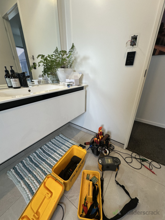 Testing and commission under tile heating