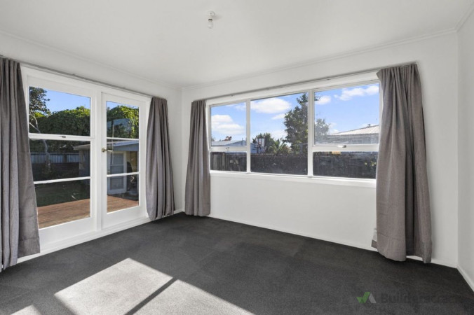 New window and doors in bedroom