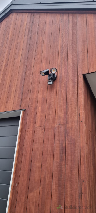 Security light install