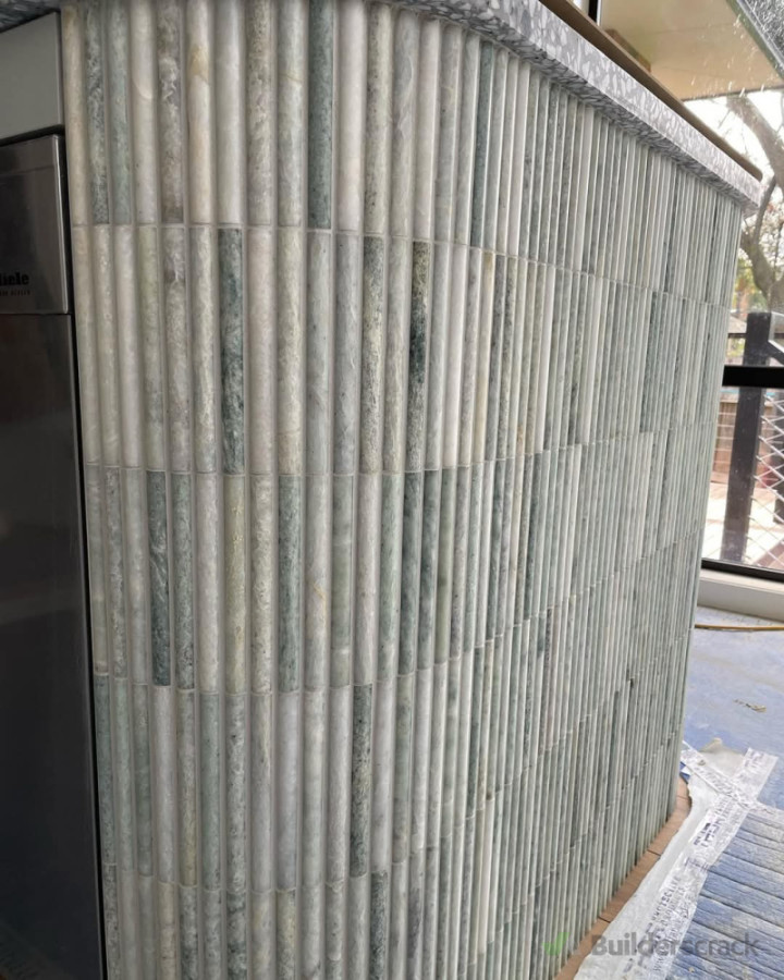 Mosaic on curve surface