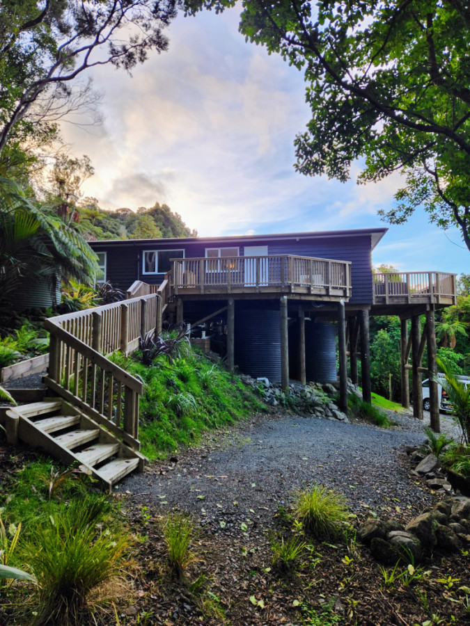 Waiatarua "James and Rose are exceptional. They work hard, are friendly, go out of their way to be helpful and their workmanship is of the highest quality"