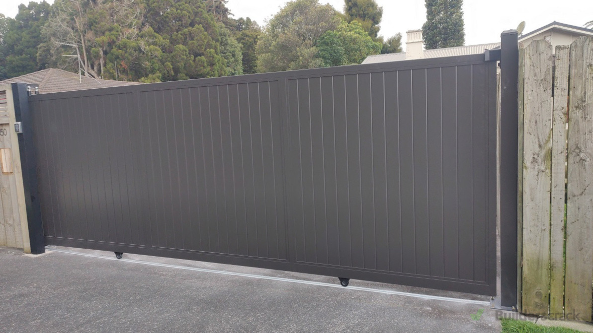 Vertical Slab style sliding gate