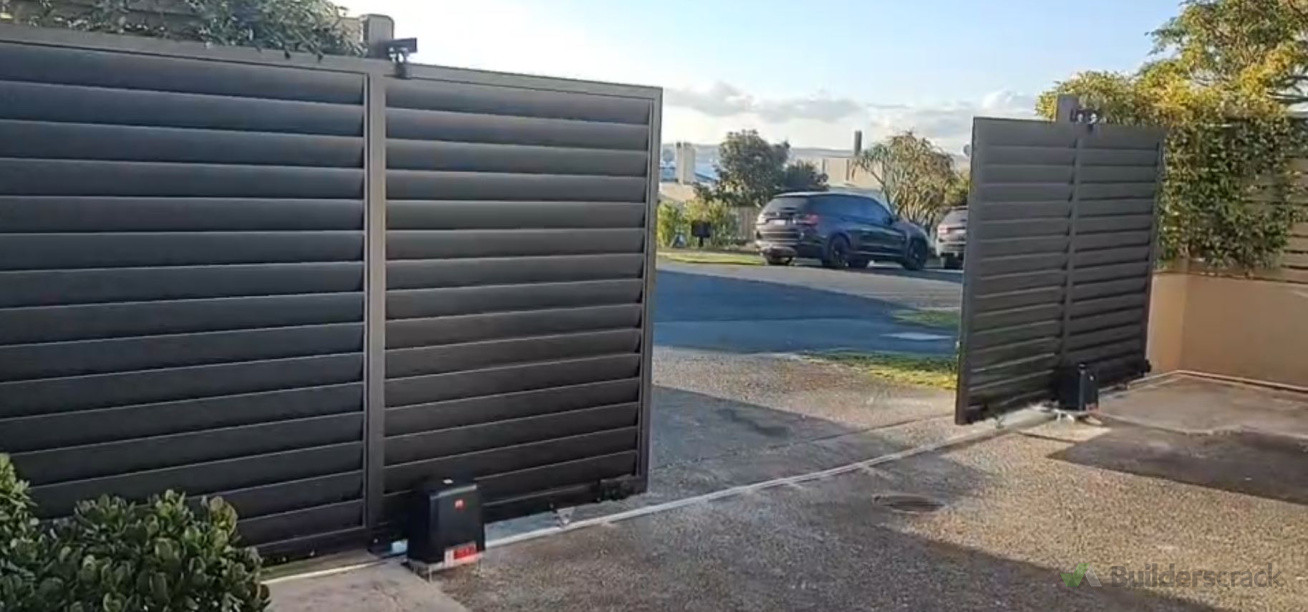 Louvre Aluminum Double sliding gate