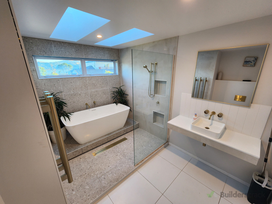 Estuary Road Bathroom