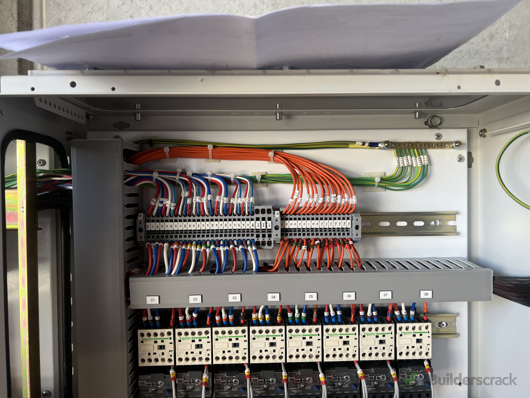 Mechanical switchboard