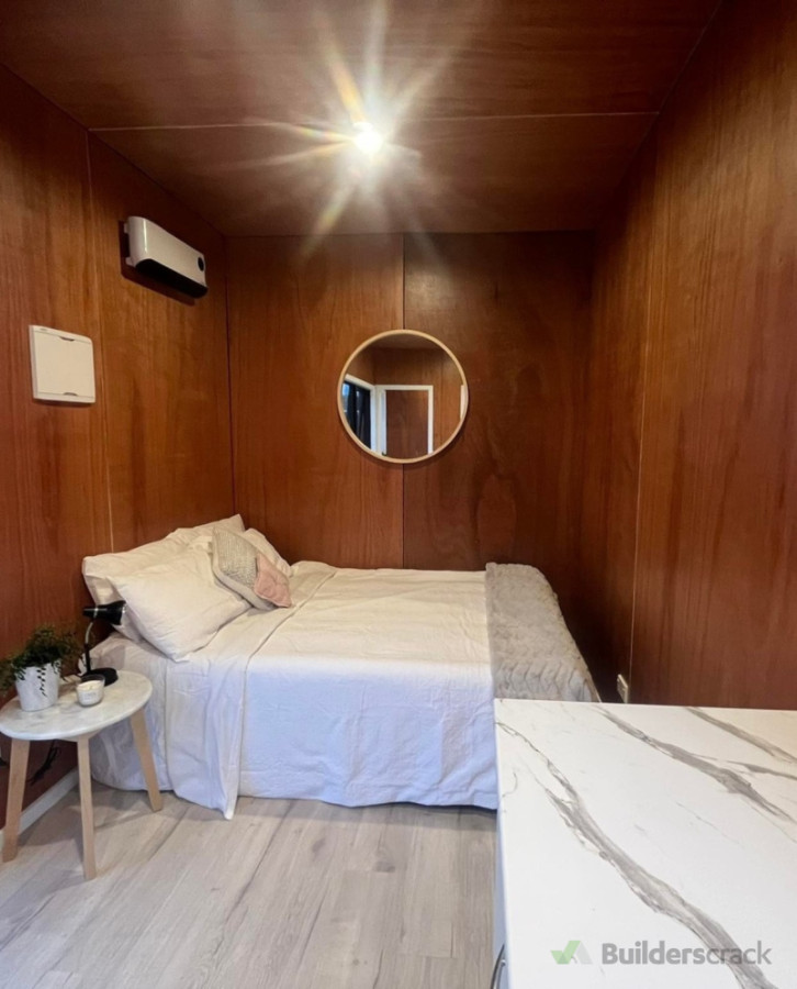 Tiny house built from a 20ft Shipping container!