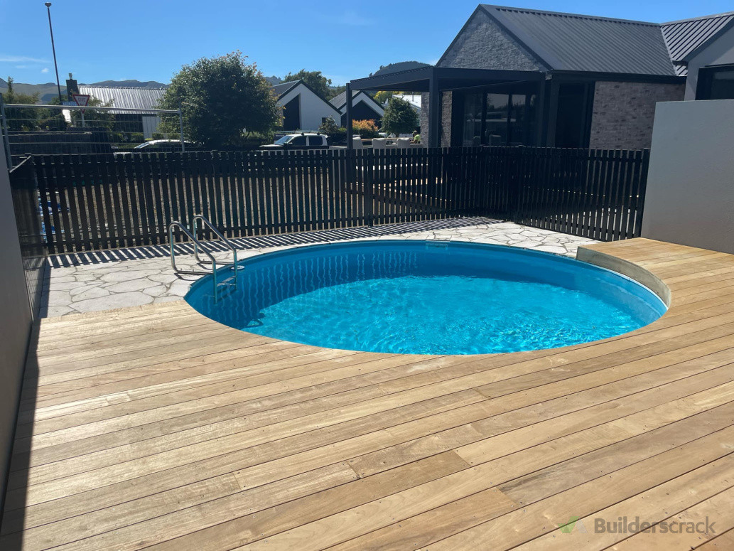 Circular pool, Vitex decking, crazy paving, pool fencing