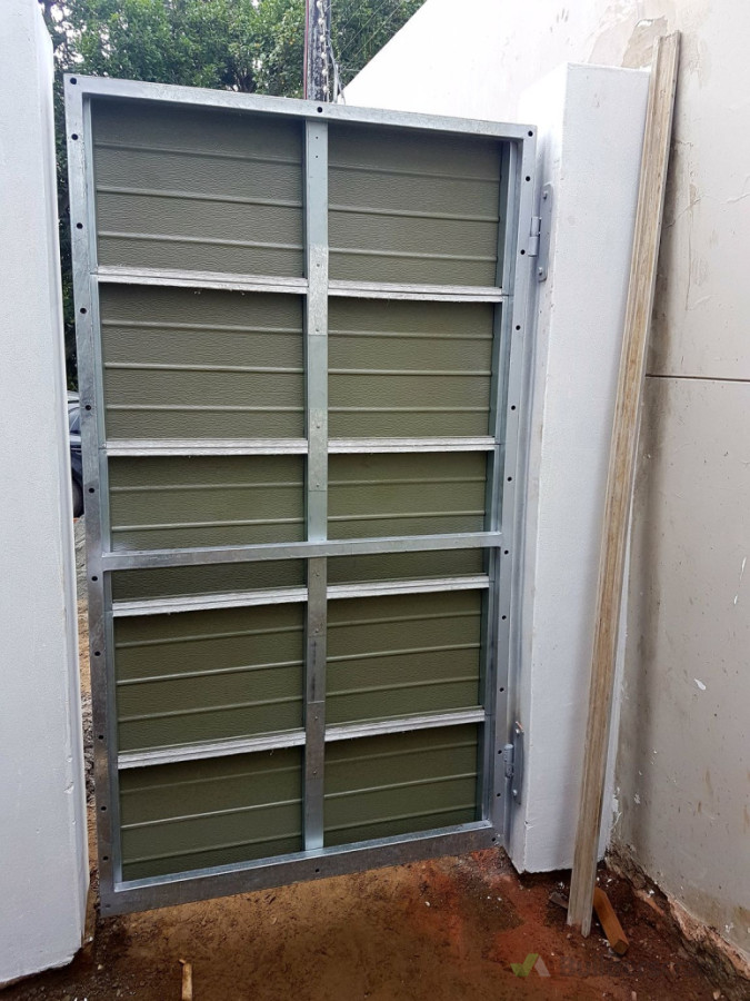 Customized security gate