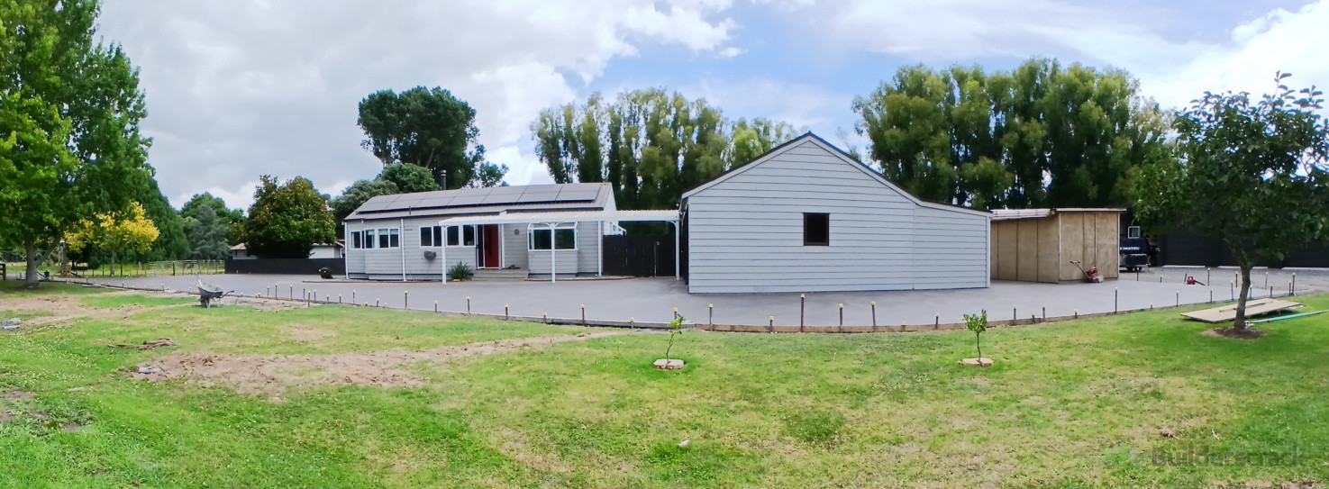 500m2 concrete driveway and parking area and