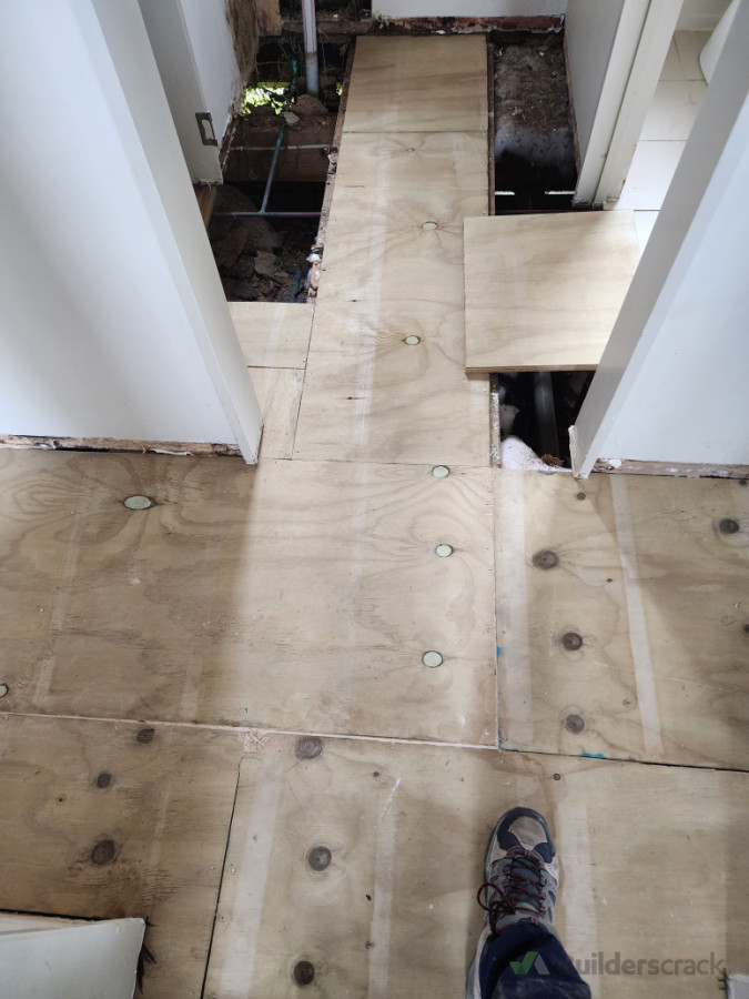 Floor repairs with 21mm marine h3 plywood