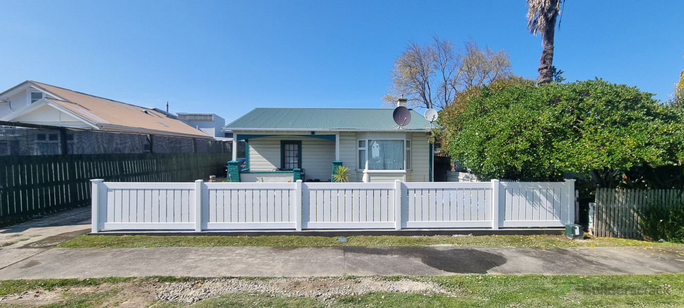 PVC Fence Install
