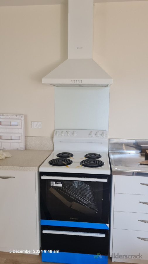 Installtion of Rangehood and stove