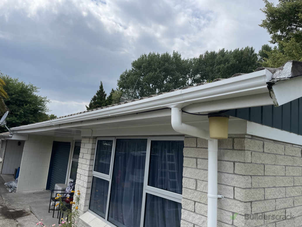 New Gutter & Downpipe