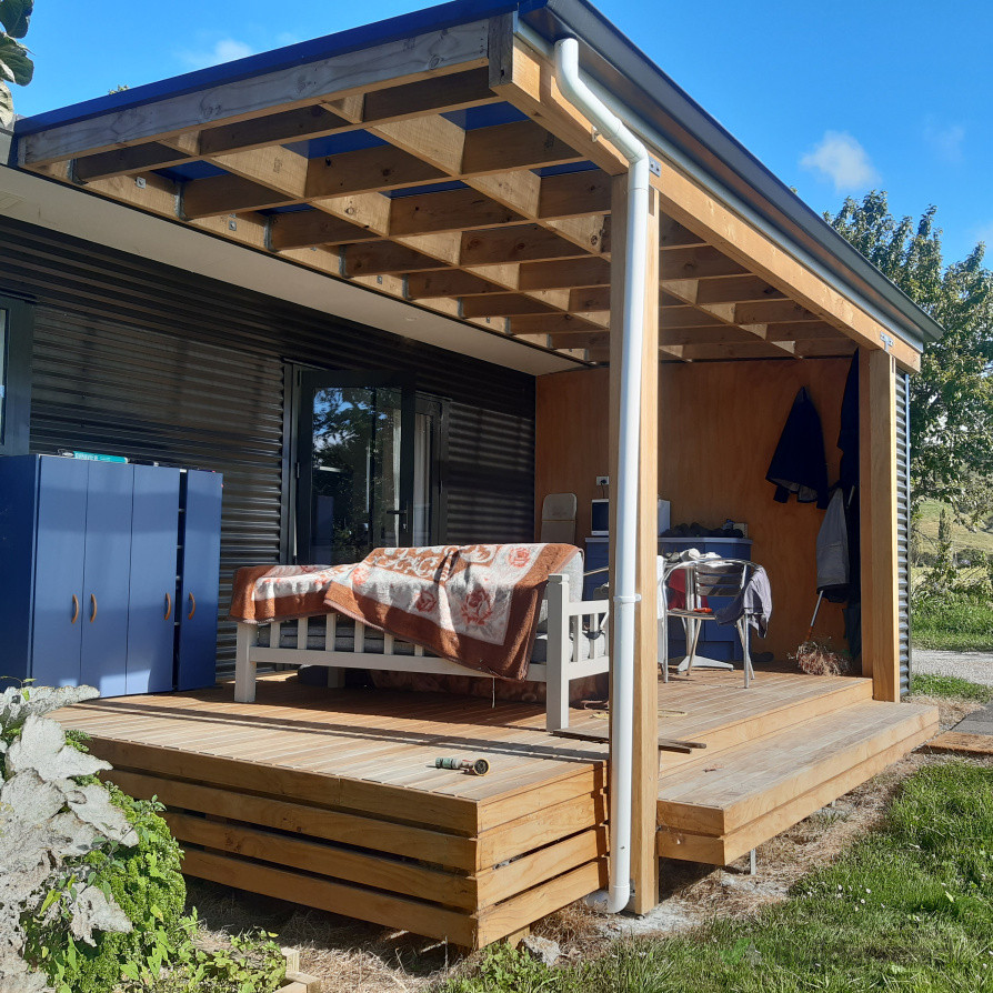 Pine deck and verandah.