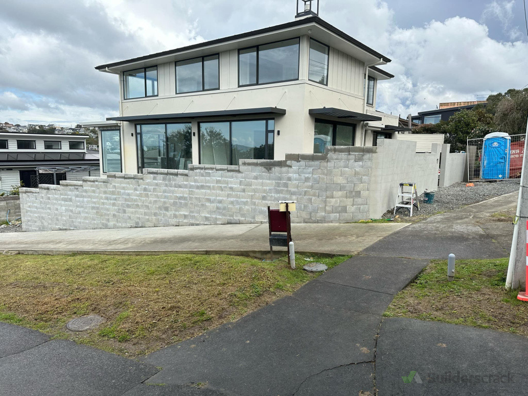 Beautiful Job in Browns Bay by the beach