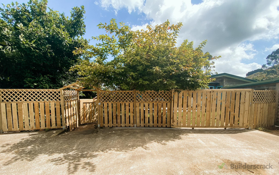 Farmhouse Fencing & Gates