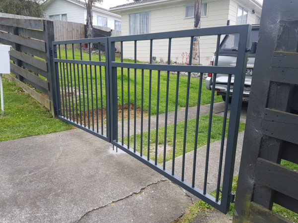 Tube Double Swing Gate