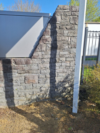 SUPPLY N BUILT STONEWALLS