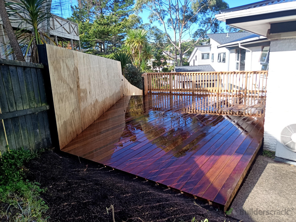 Upper level deck and fence