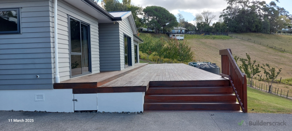 2 coats of oilbased decking oil