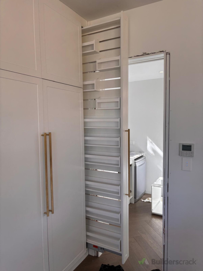 Smart kitchen storage