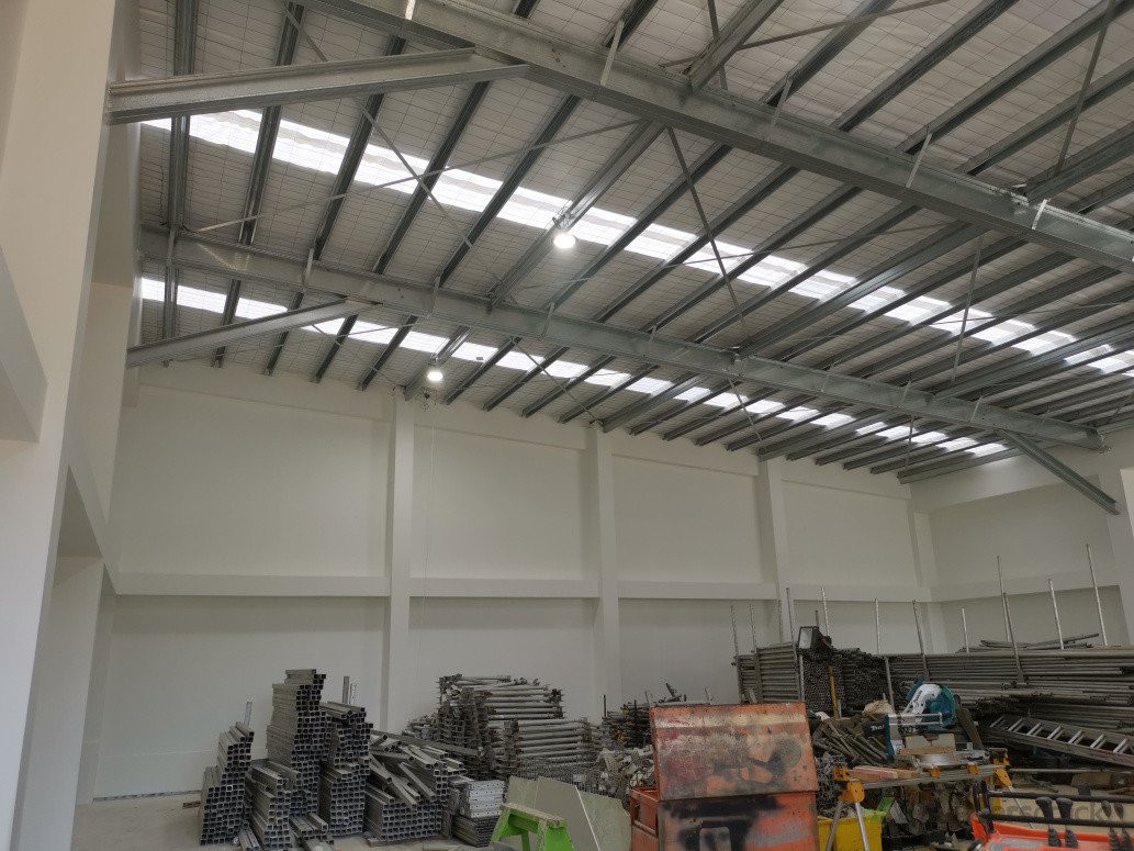 New Commercial Warehouse Spray Painting