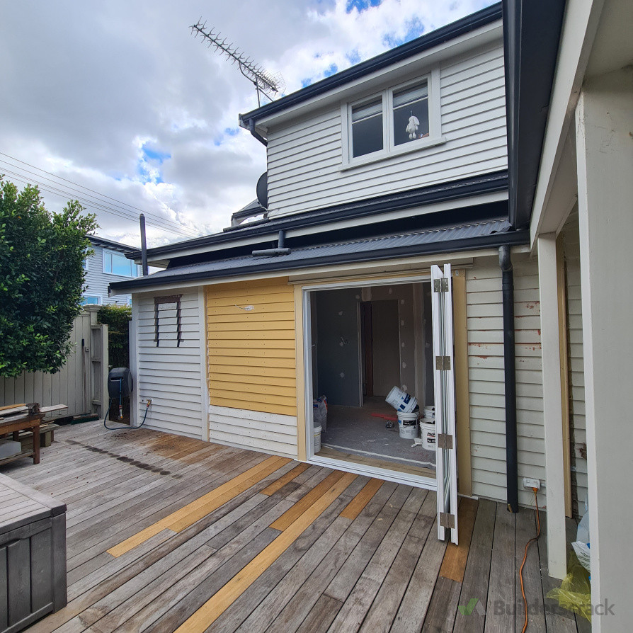 Birkenhead renovation. New bathroom, and entertainment room leading onto existing deck.