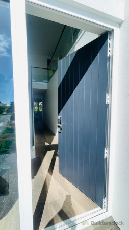 Clean Entrance