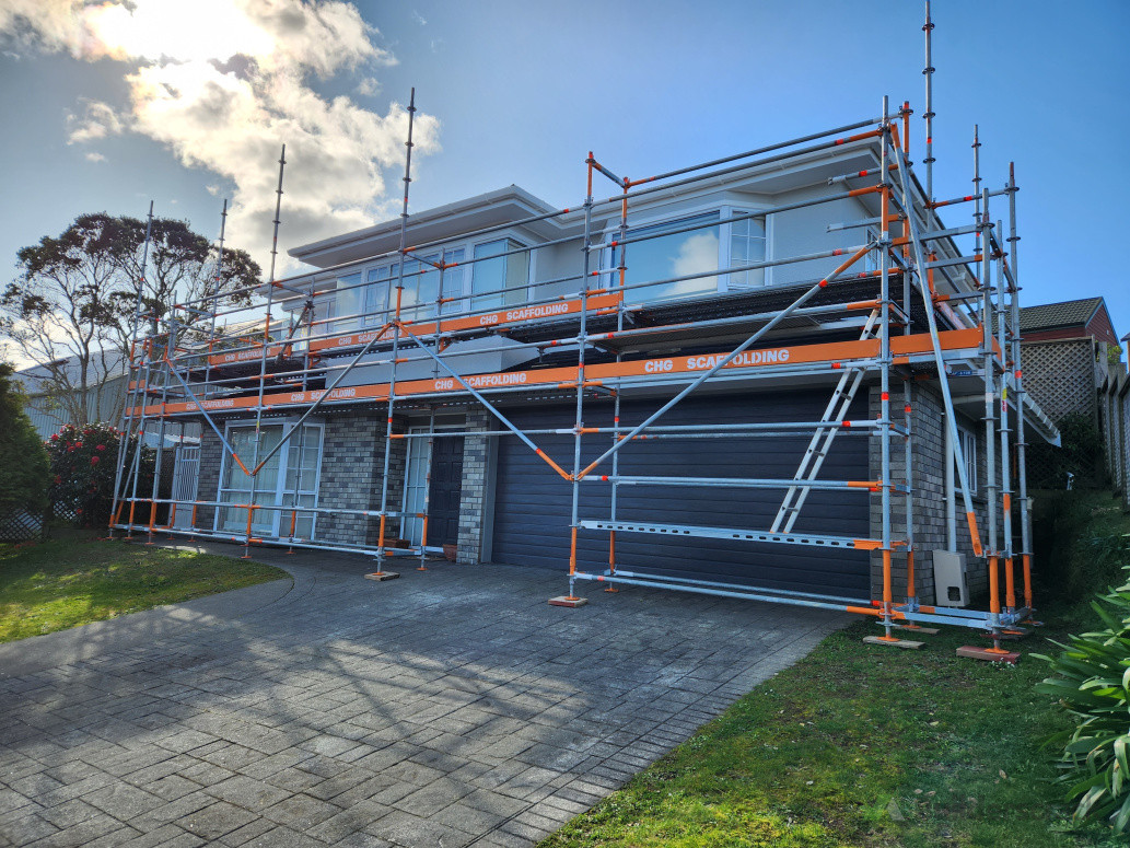 Exterior painting and Scaffolding in Johnsonville