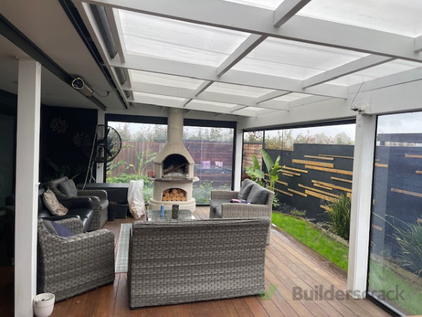 roof and blinds up