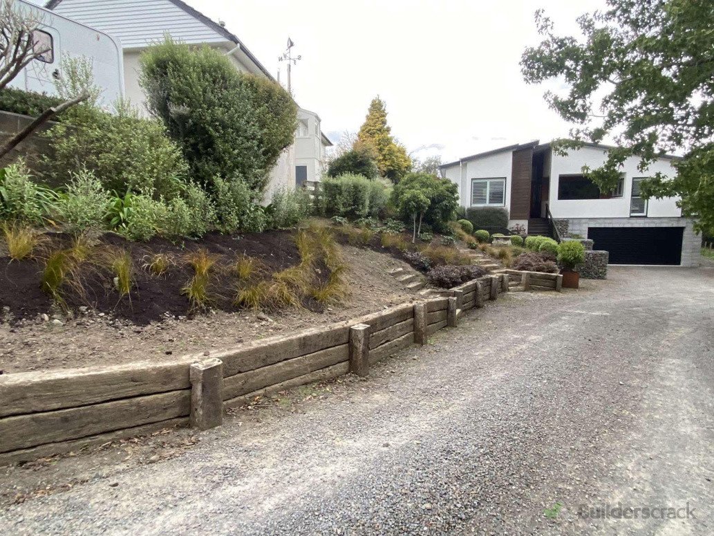 Railway sleeper retaining wall
