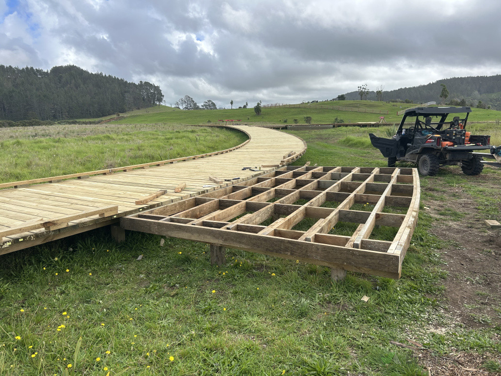 Boardwalk and rest/seating platform