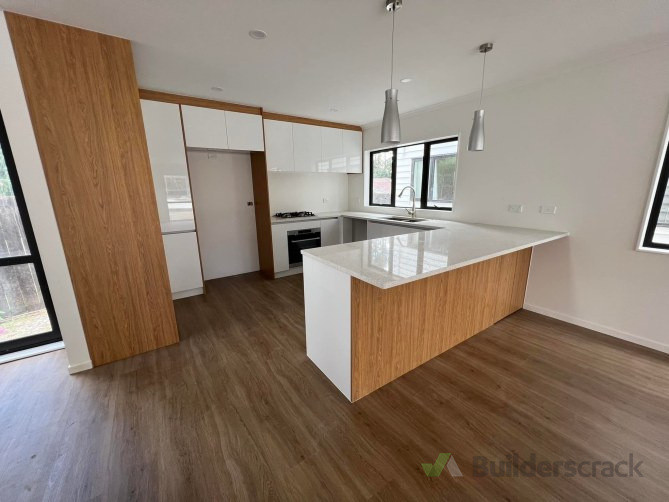 Budget kitchen by Kitchen Experts