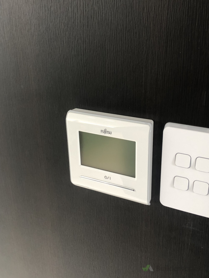 Wall controller
