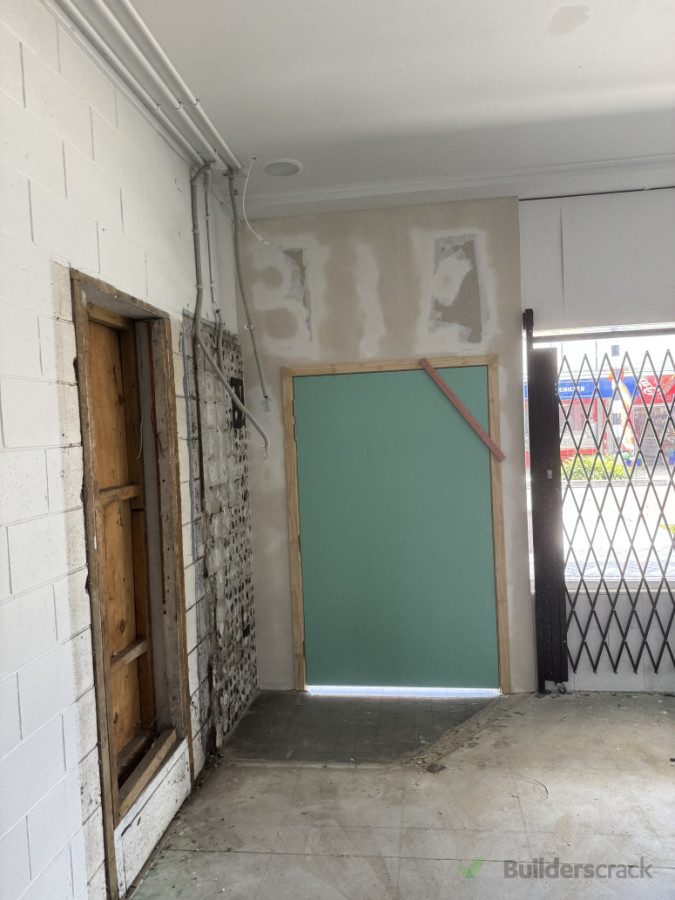 Exterior heavy timber solid doors , around 60 kg