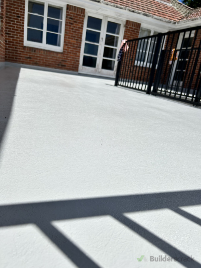 Liquid membrane fibre glass