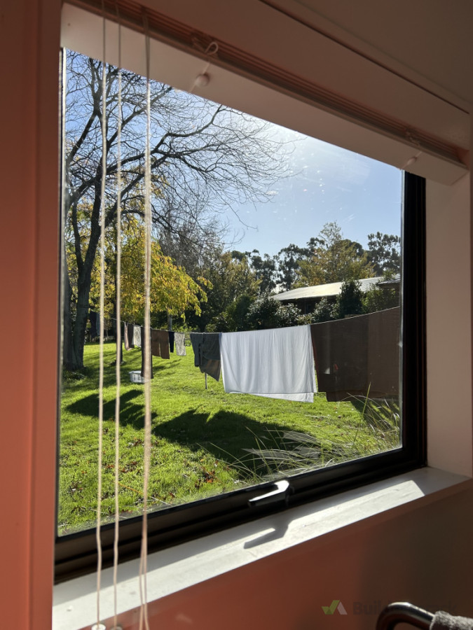 Interior & Exterior Window Clean