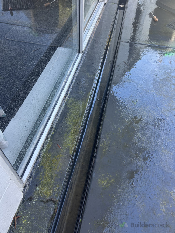 Ground Gutter Clean