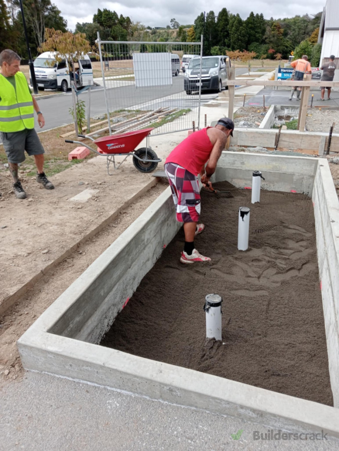Rain garden installation