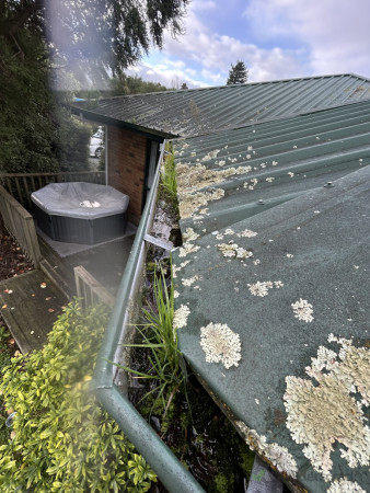 Internal Gutter Before