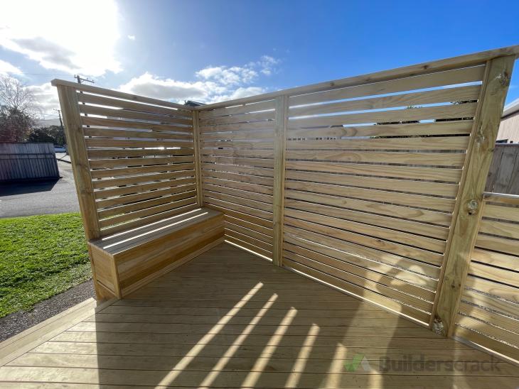 Rebuild timber deck (#1084557) | Builderscrack
