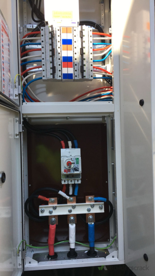 3 phase switchboard installation