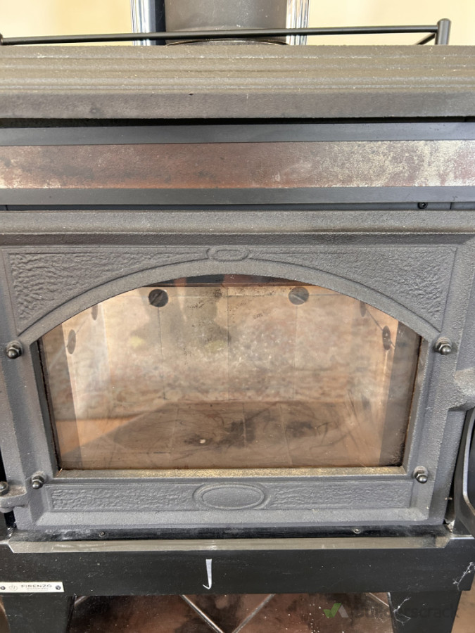Standard chimney sweep + glass clean