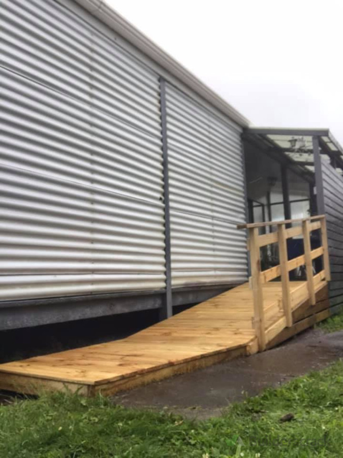 I built this ramp for a elderly for next to nothing.