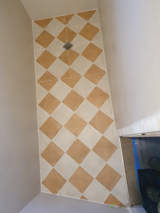 Shower base unusual tile and pattern