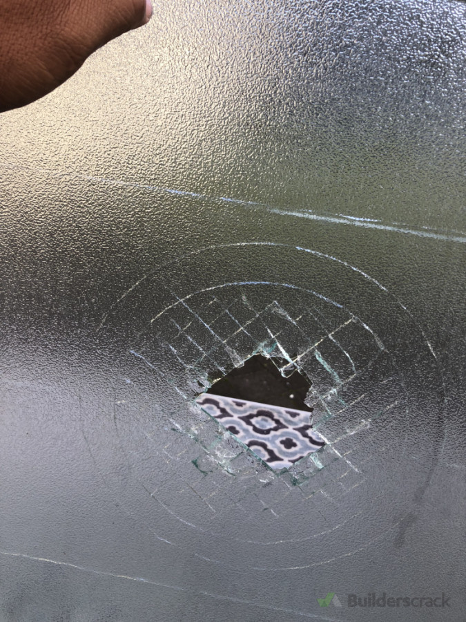 Cutting hole in frosted glass