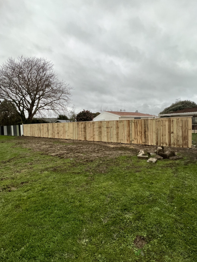35meter boundary fence install