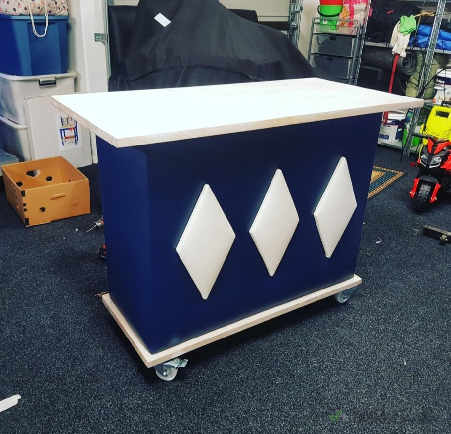 Awesome little movable bar that I made.