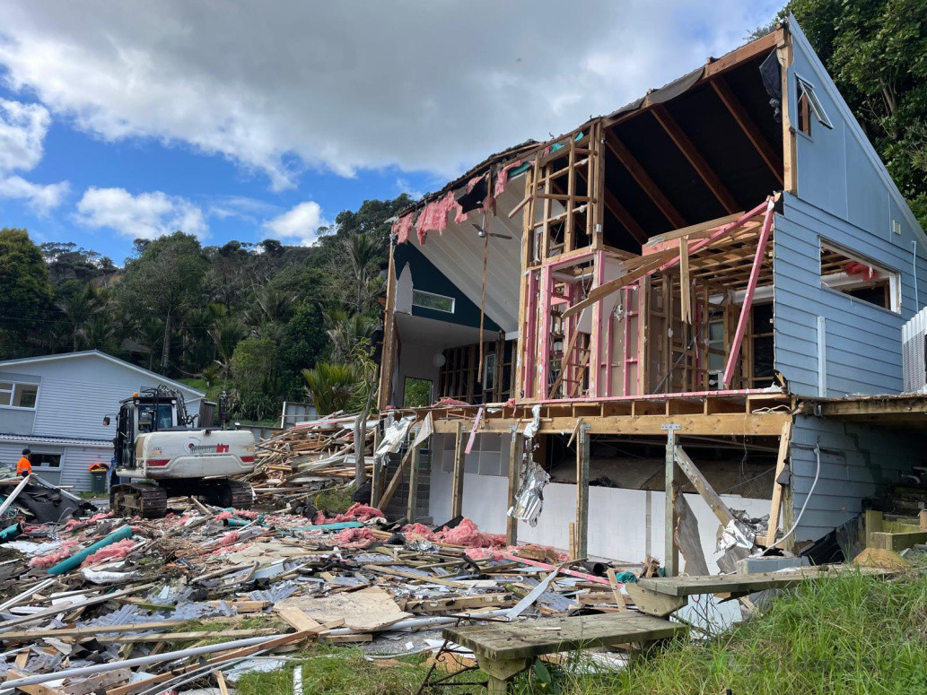 Deconstruction Stage after Soft Strip